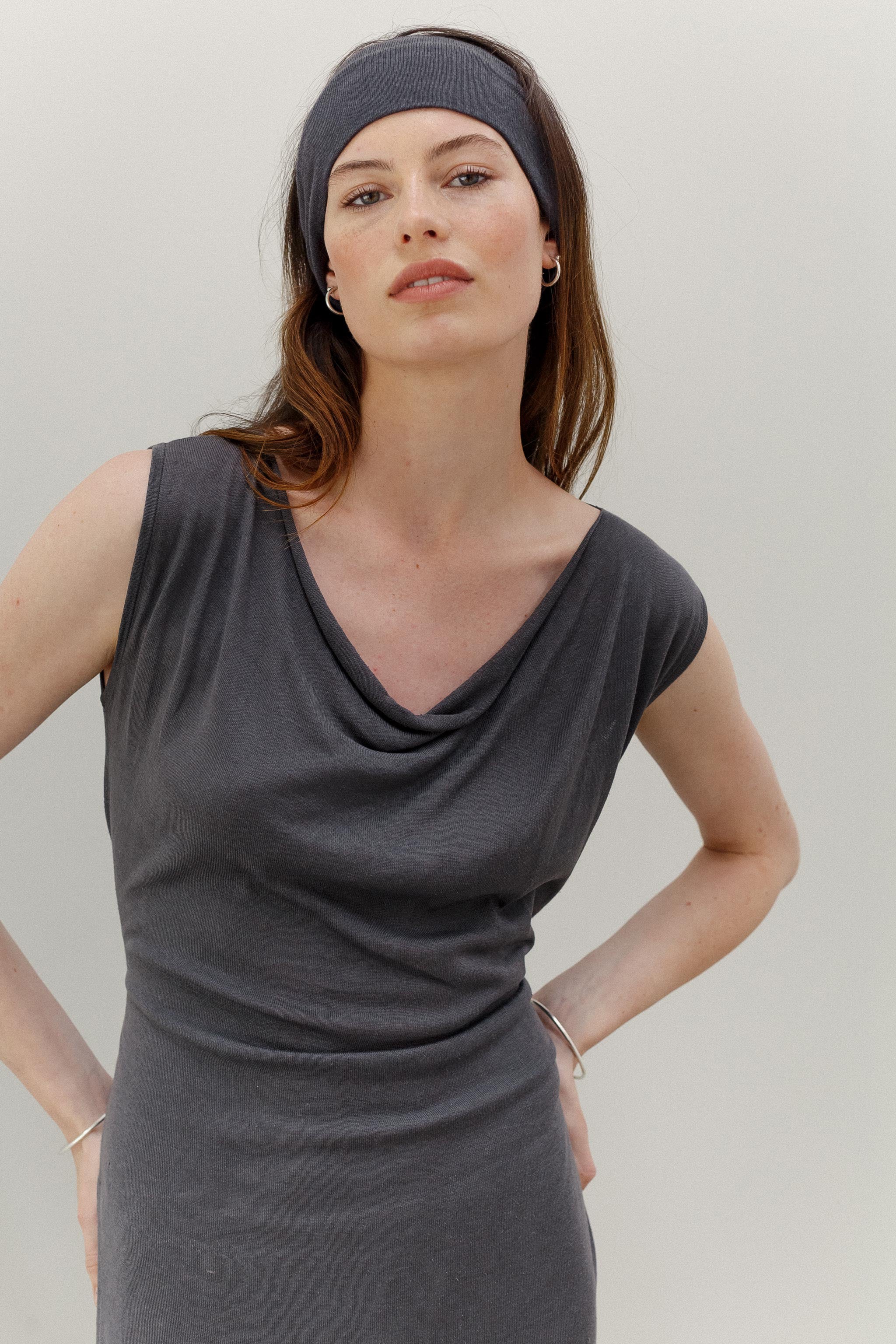 Rei Silk Cashmere Band - Charcoal