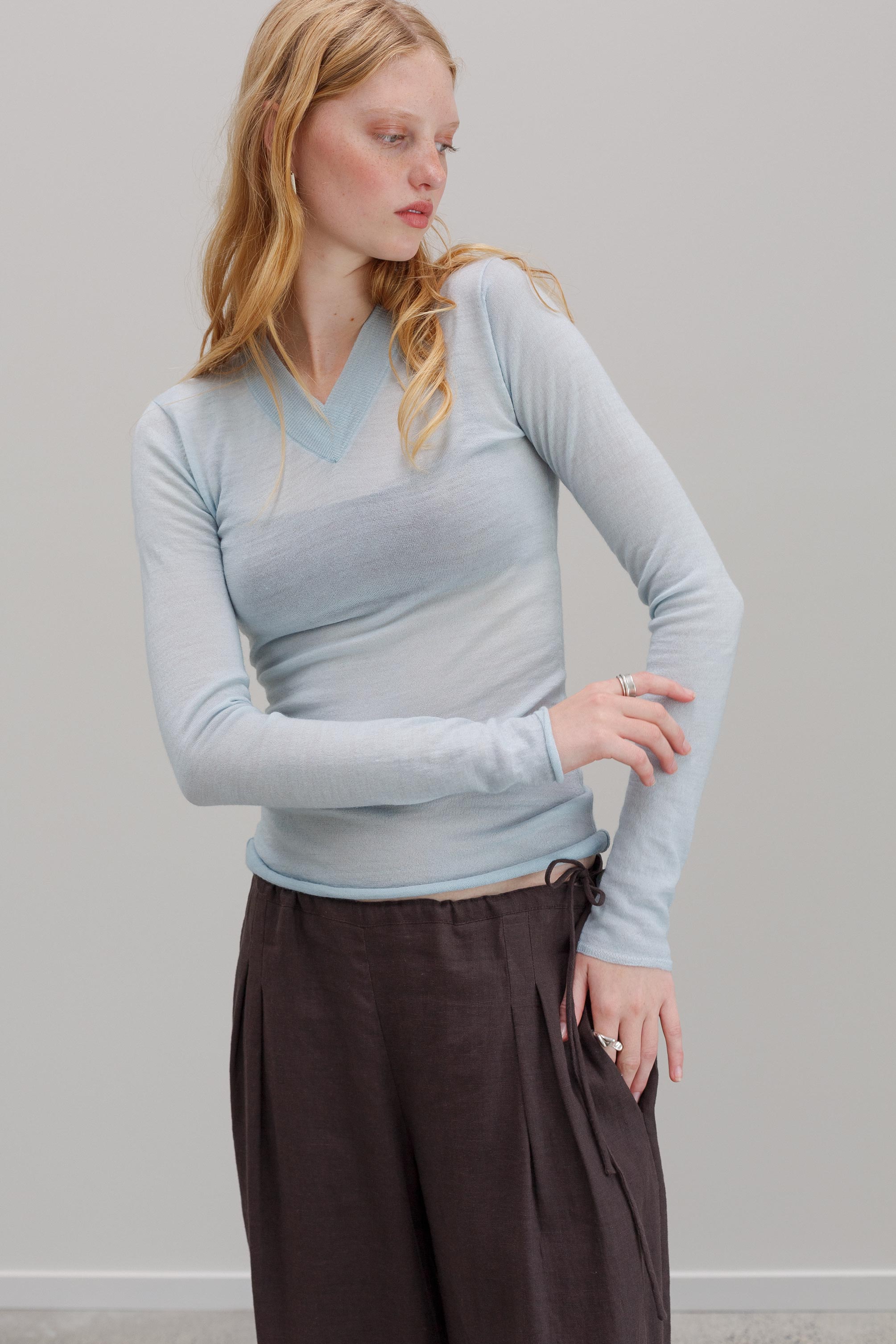 Moira Cashmere - Ice Blue
