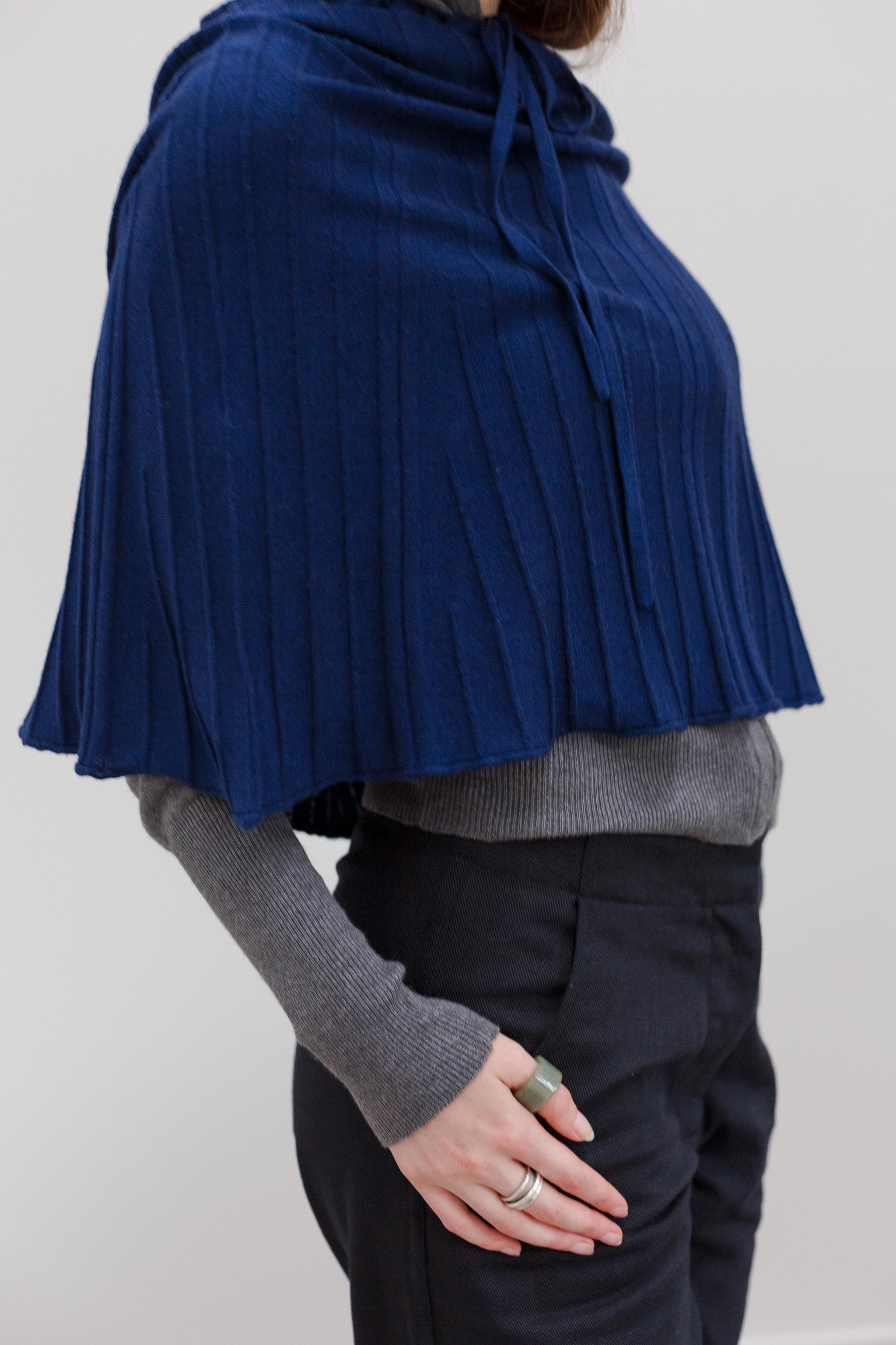 Lyra Cashmere Silk Cape - Berry Noir