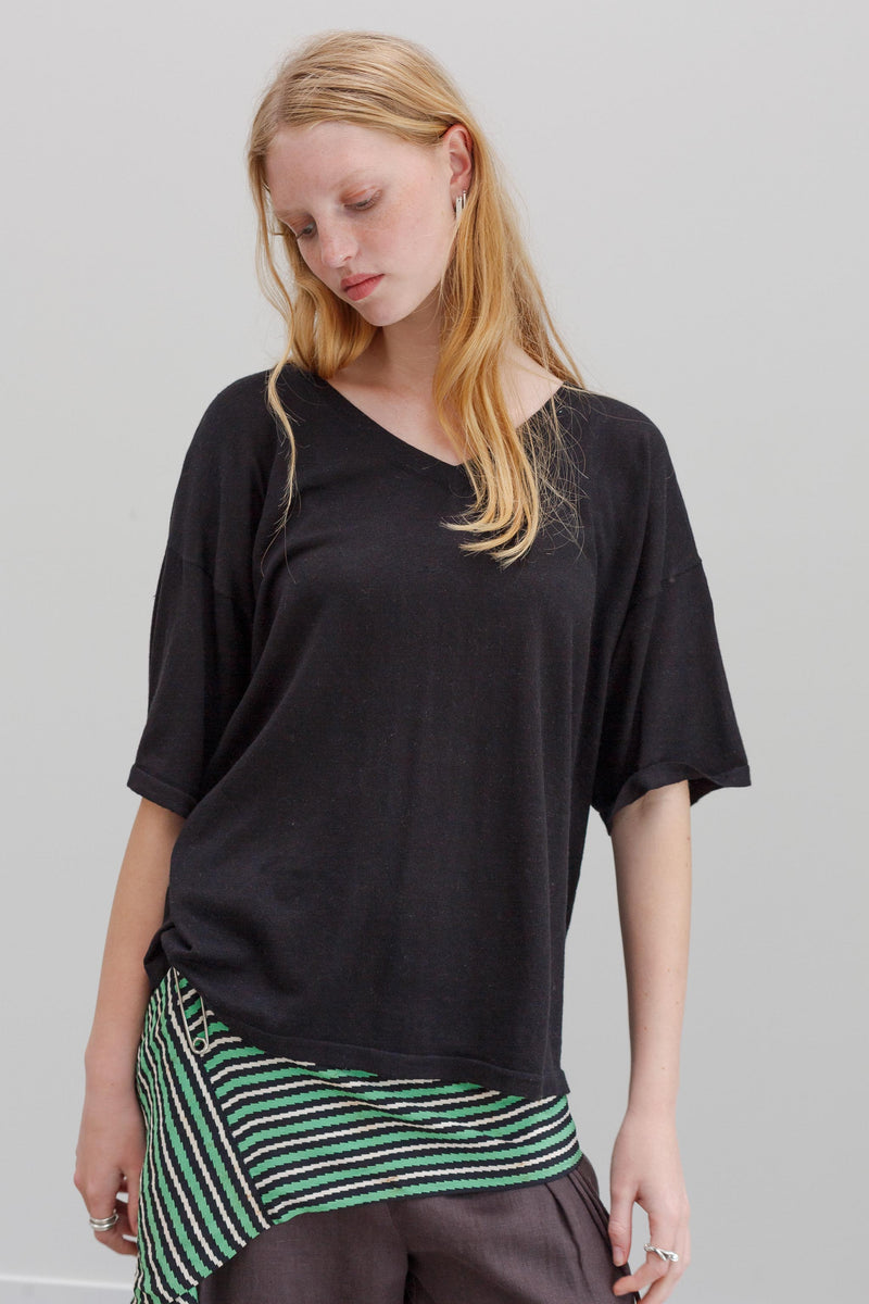 Kind Hemp Embroidery Top - Black