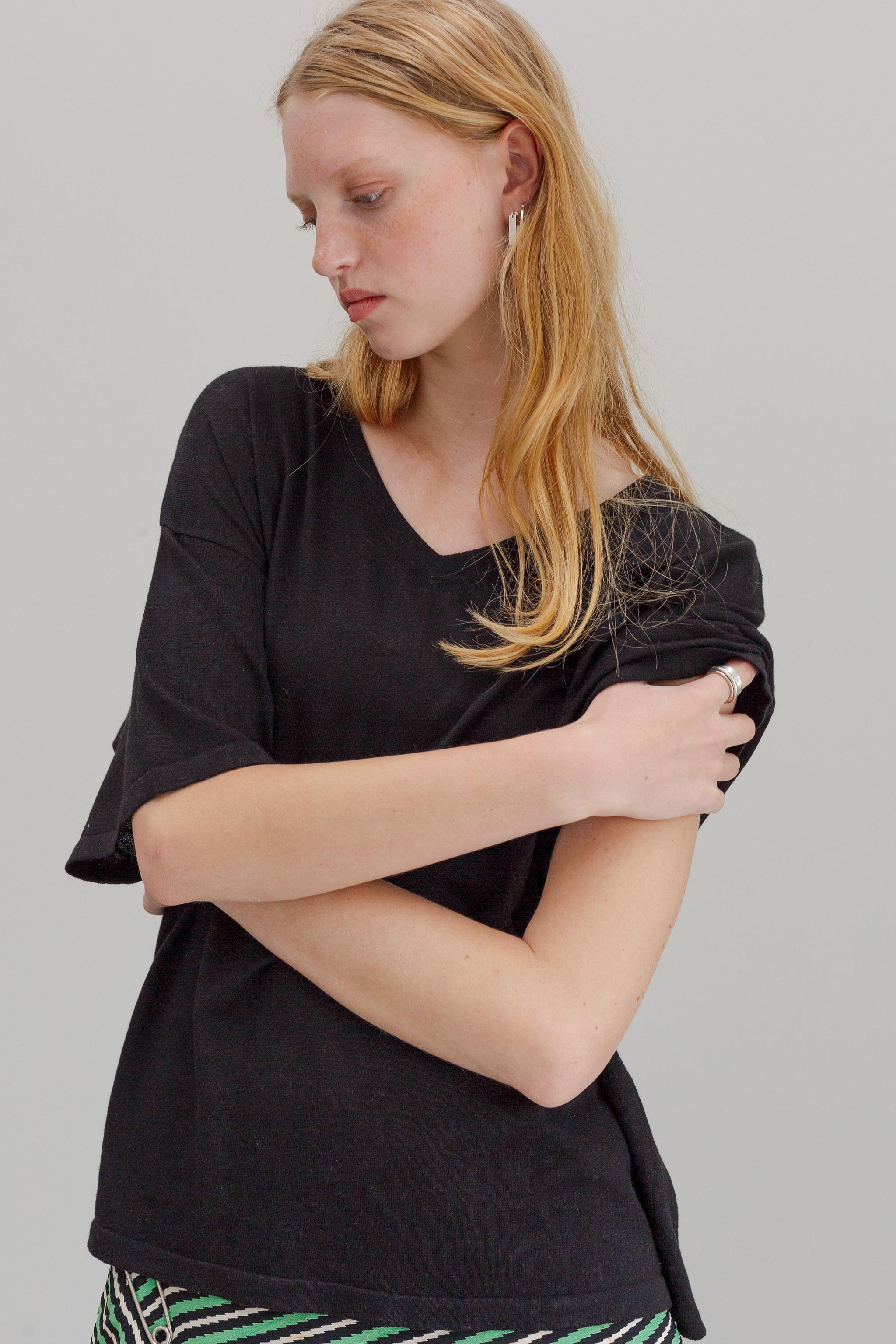 Kind Hemp Embroidery Top - Black