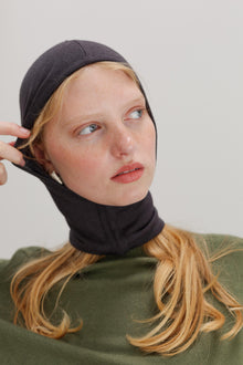 Lyla Silk Cashmere Hood - Carbon