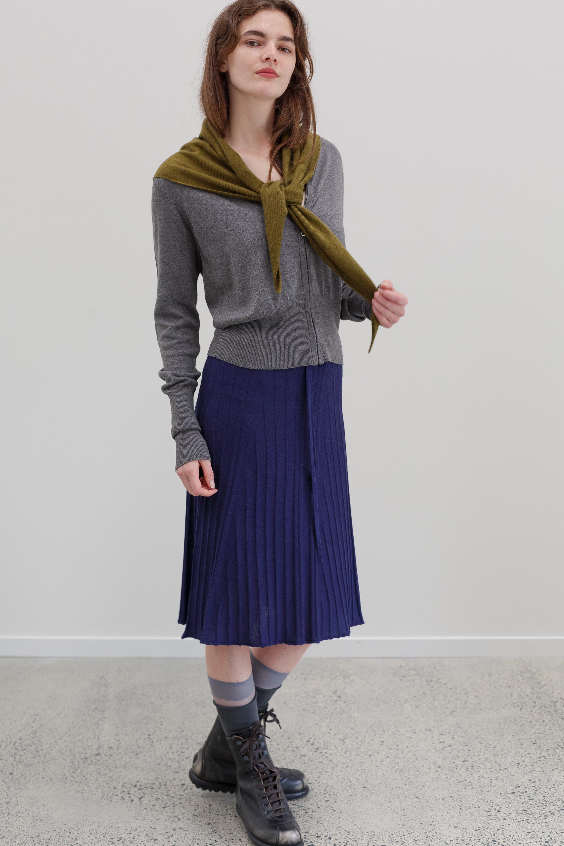 Lyra Cashmere Silk Cape - Berry Noir