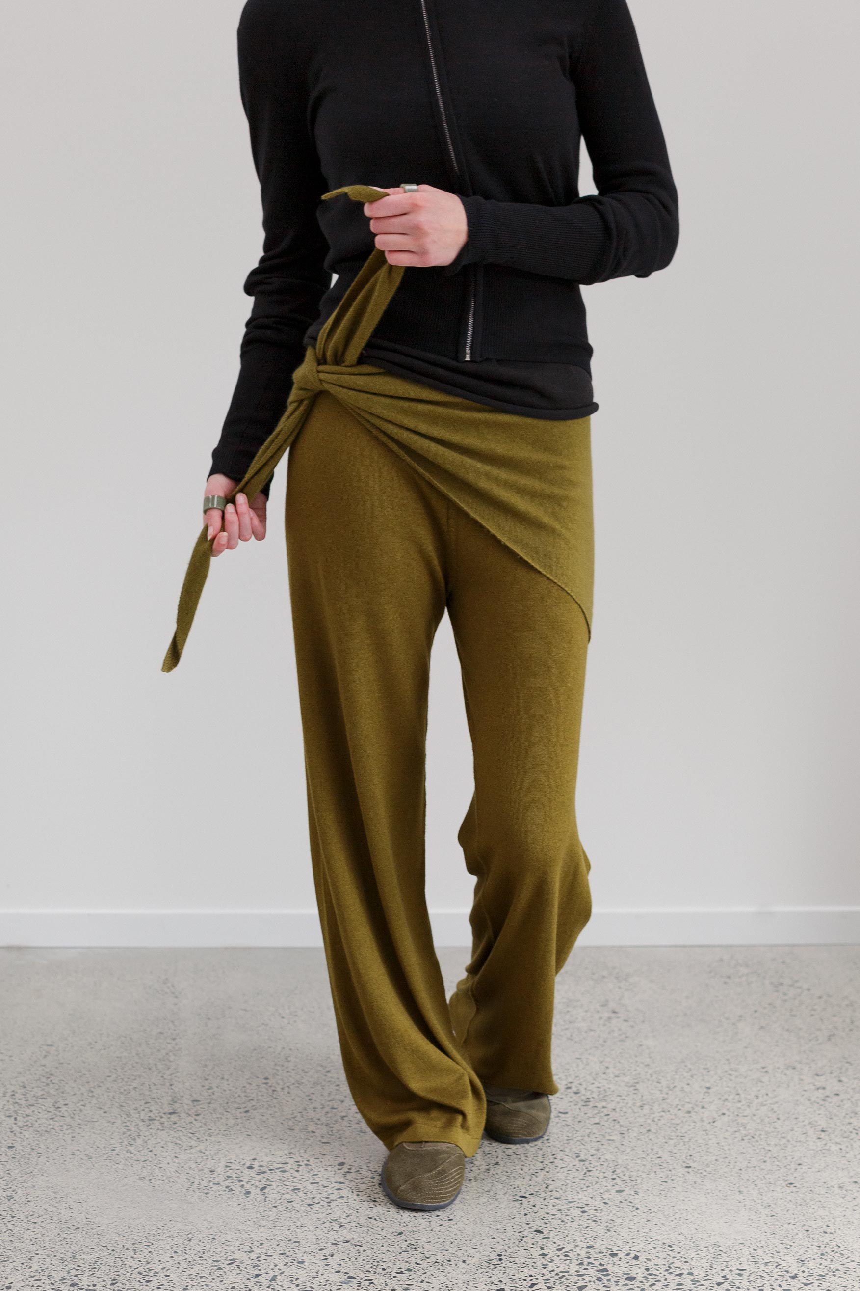 Consuelo Cashmere Scarf - Deep Chartreuse