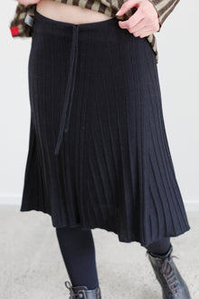 Lyra Cashmere Silk Cape - Black