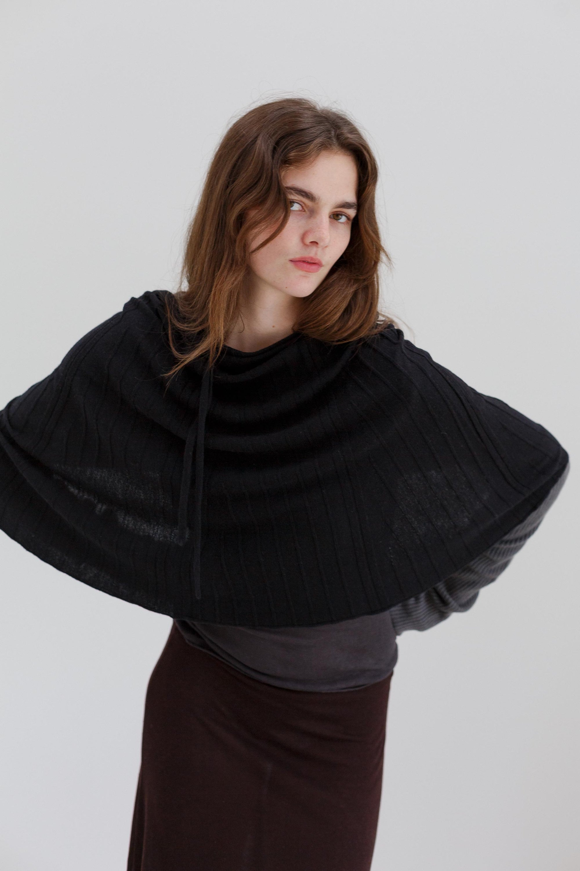 Lyra Cashmere Silk Cape - Black