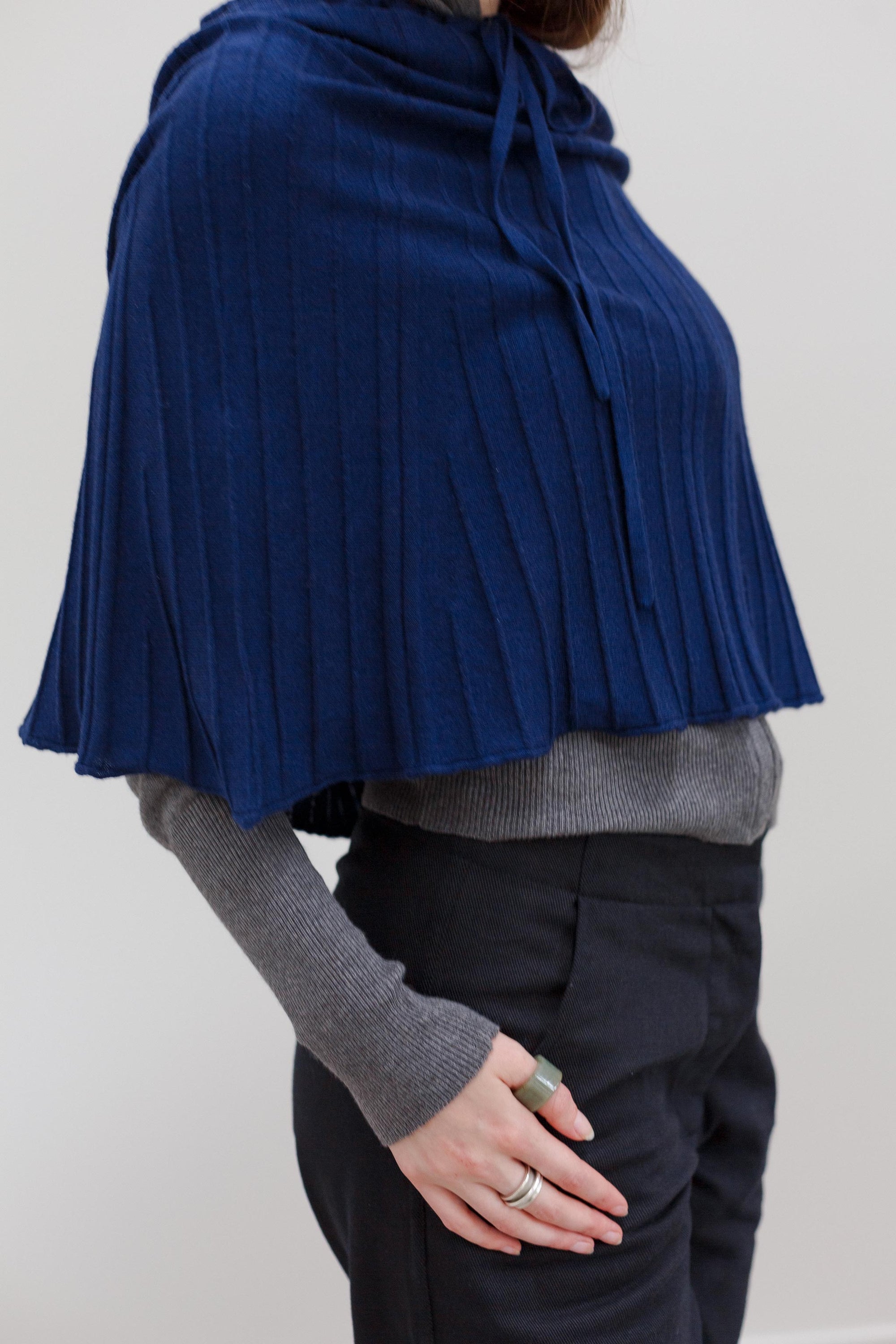 Lyra Cashmere Silk Cape - Berry Noir