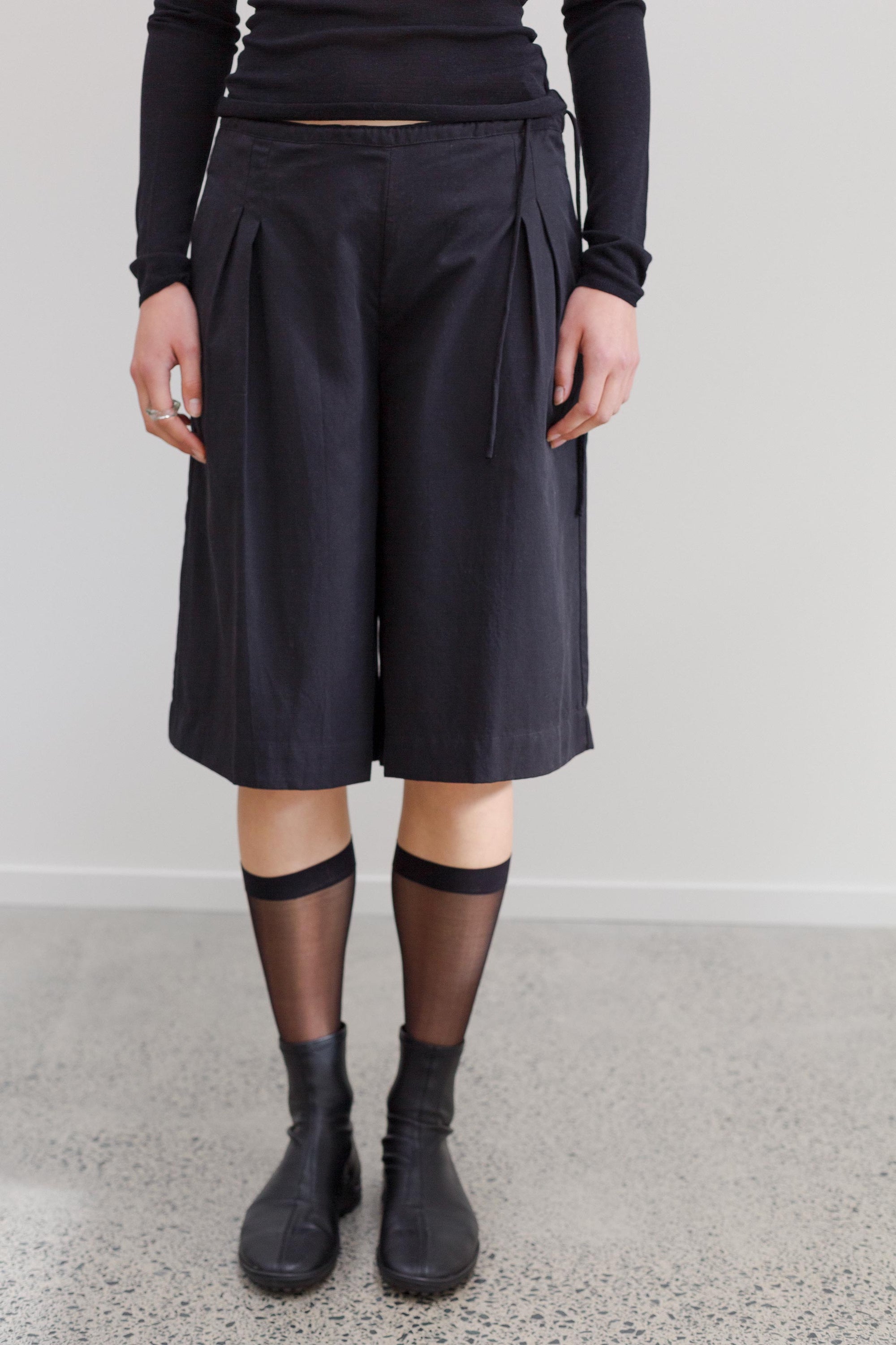 Yudi Tencel Shorts - Noir