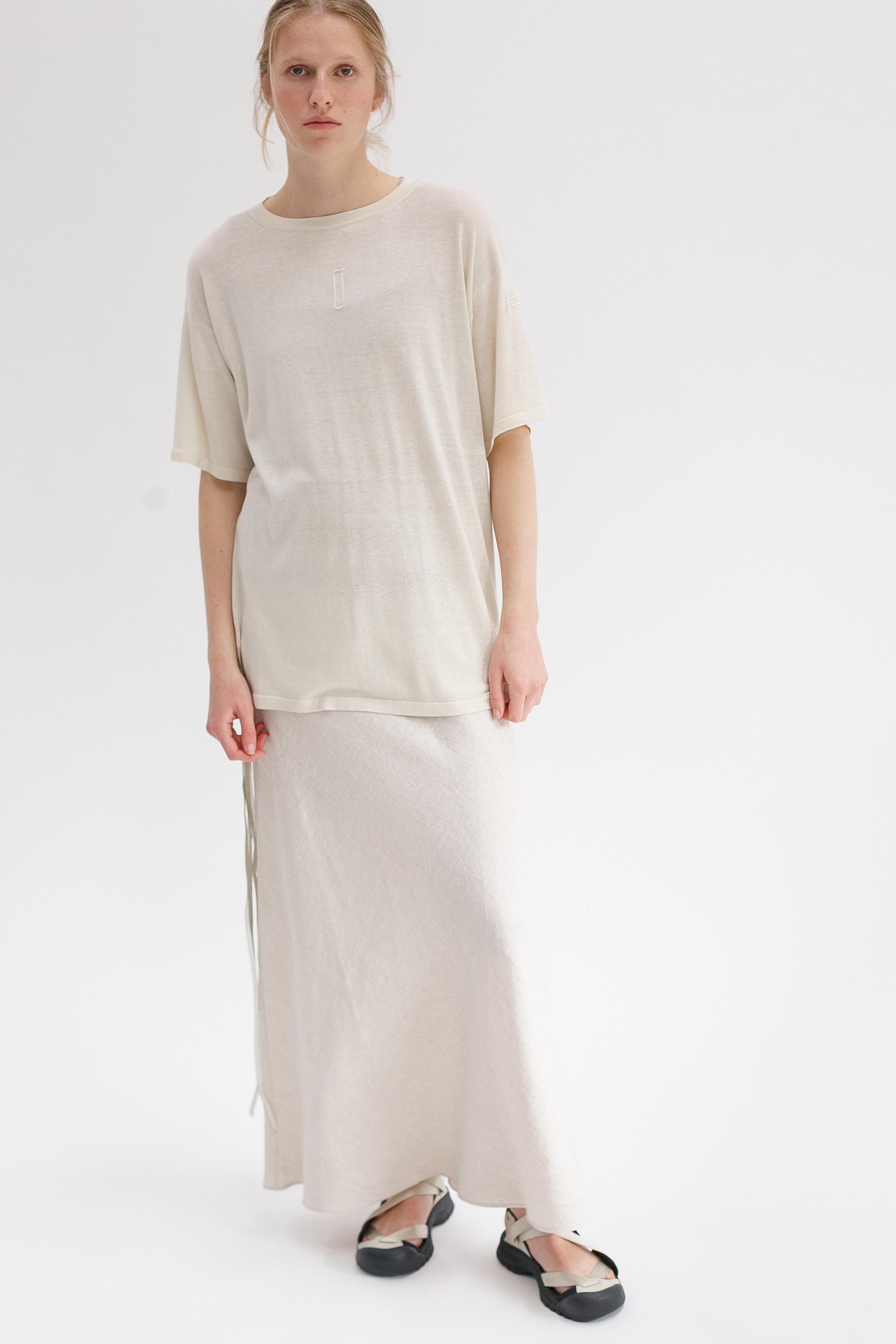 Mink Silk Embroidery Tee - Shell