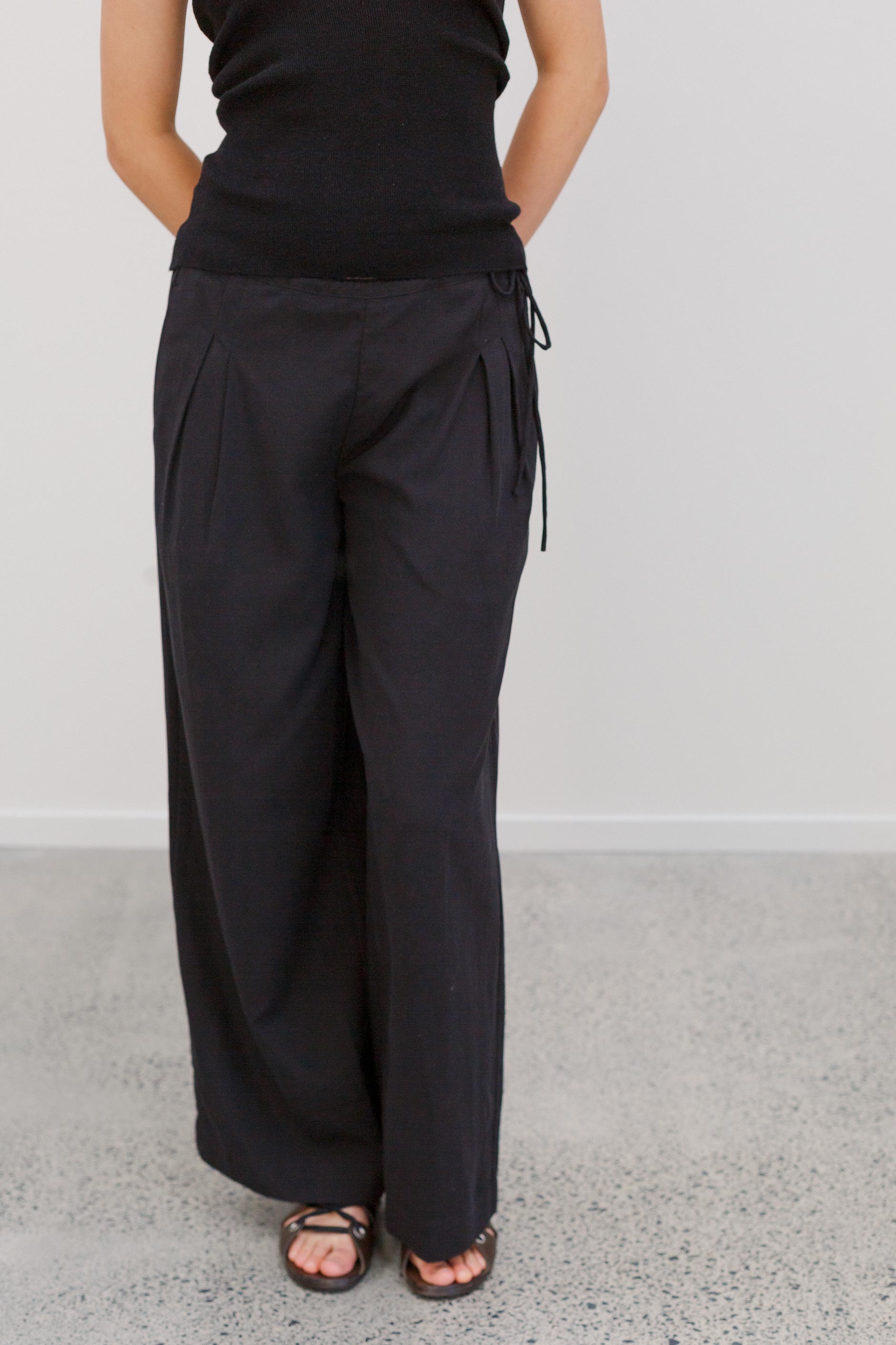 Yudi Tencel Pants - Noir