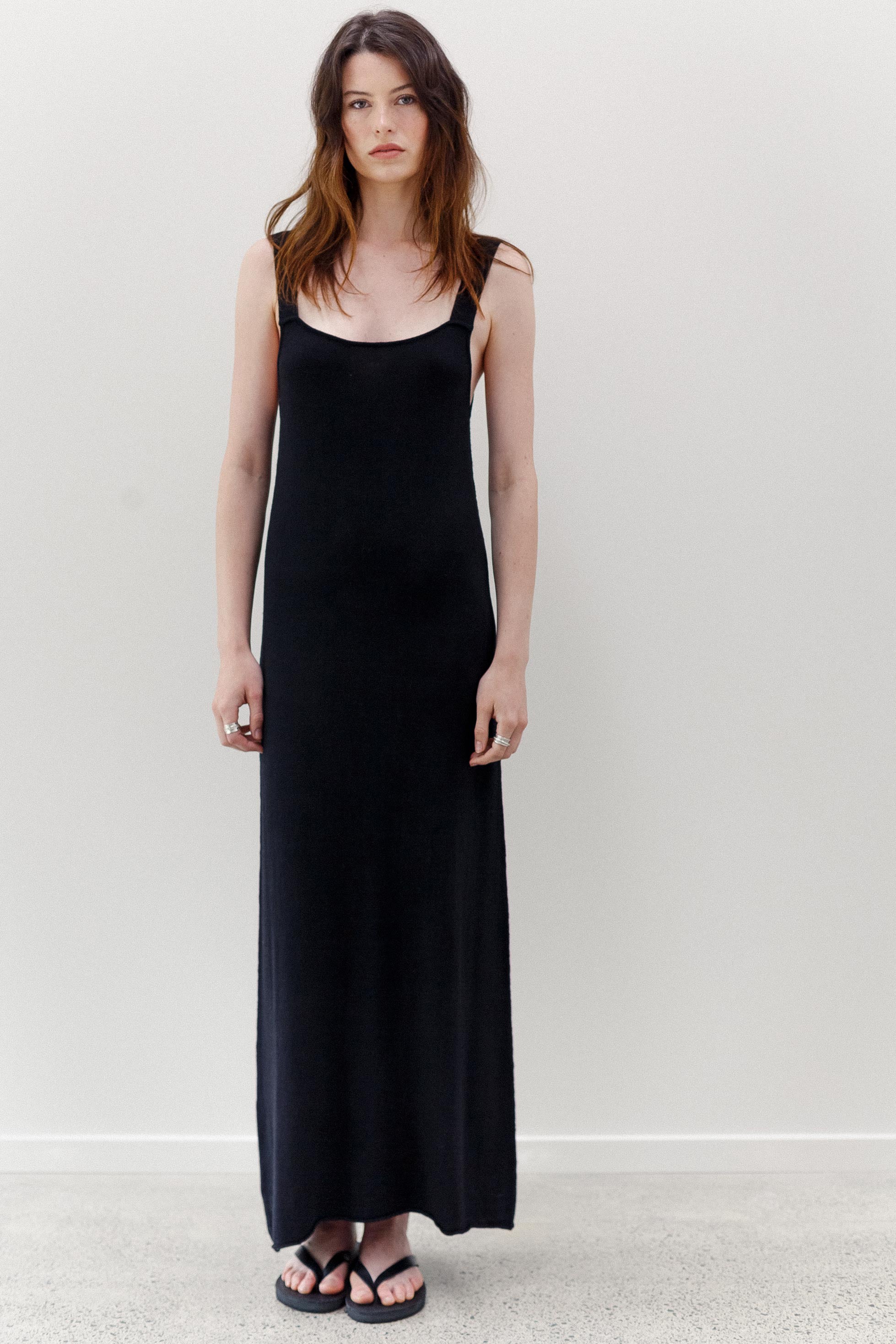 Neem Cashmere Cotton Dress - Black