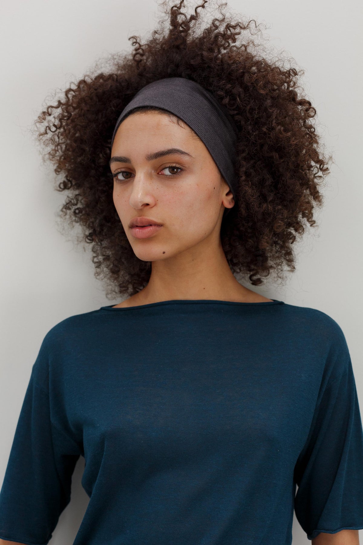 Rei Silk Cashmere Band - Charcoal