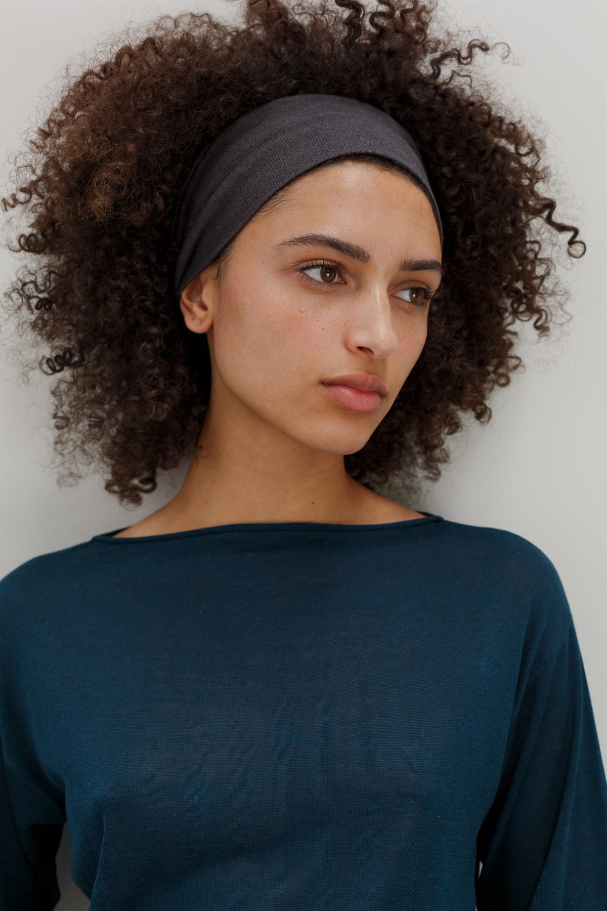 Rei Silk Cashmere Band - Charcoal