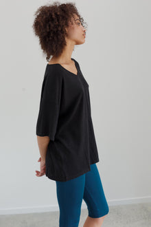 Kind Hemp Embroidery Top - Black