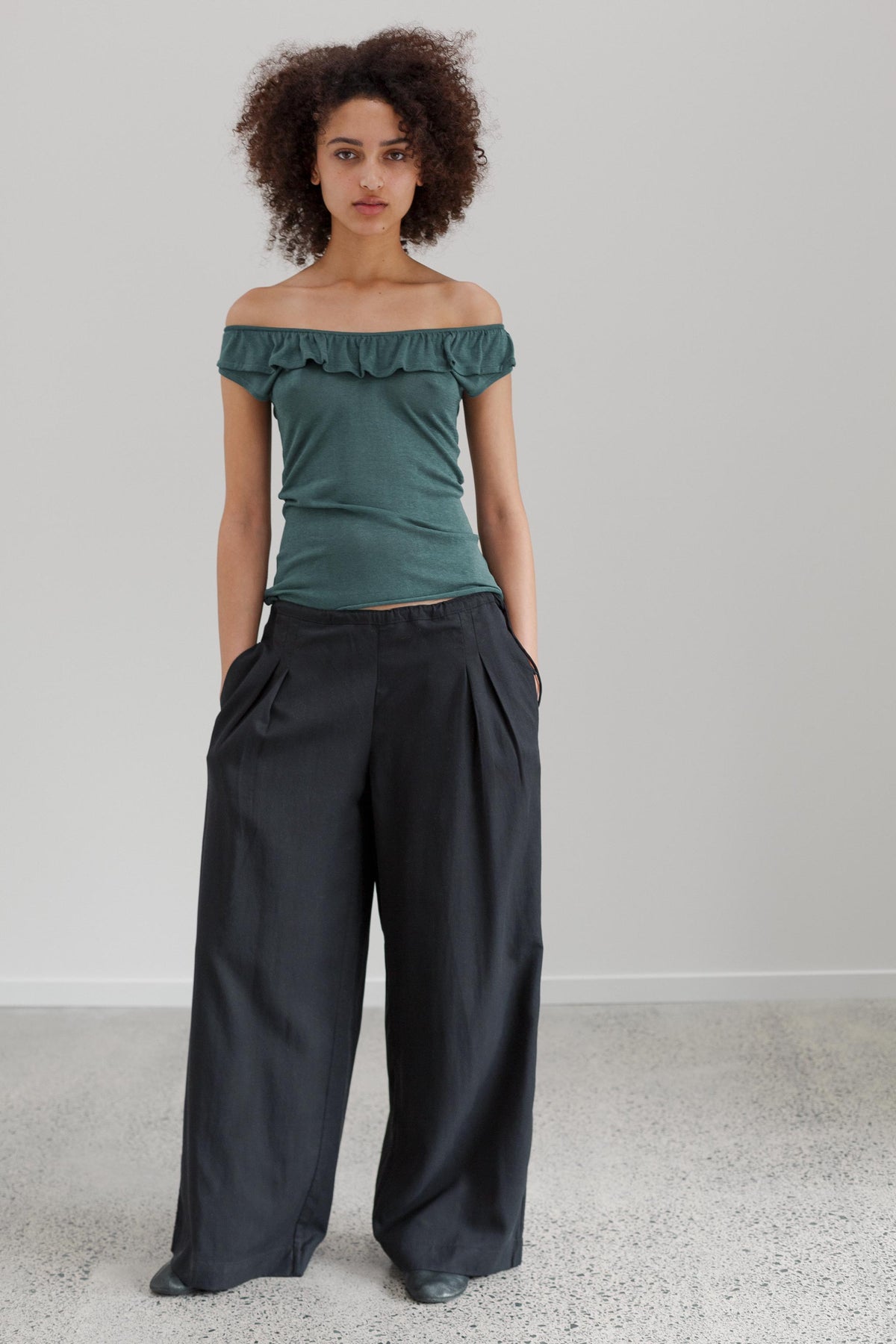 Yudi Tencel Pants - Noir