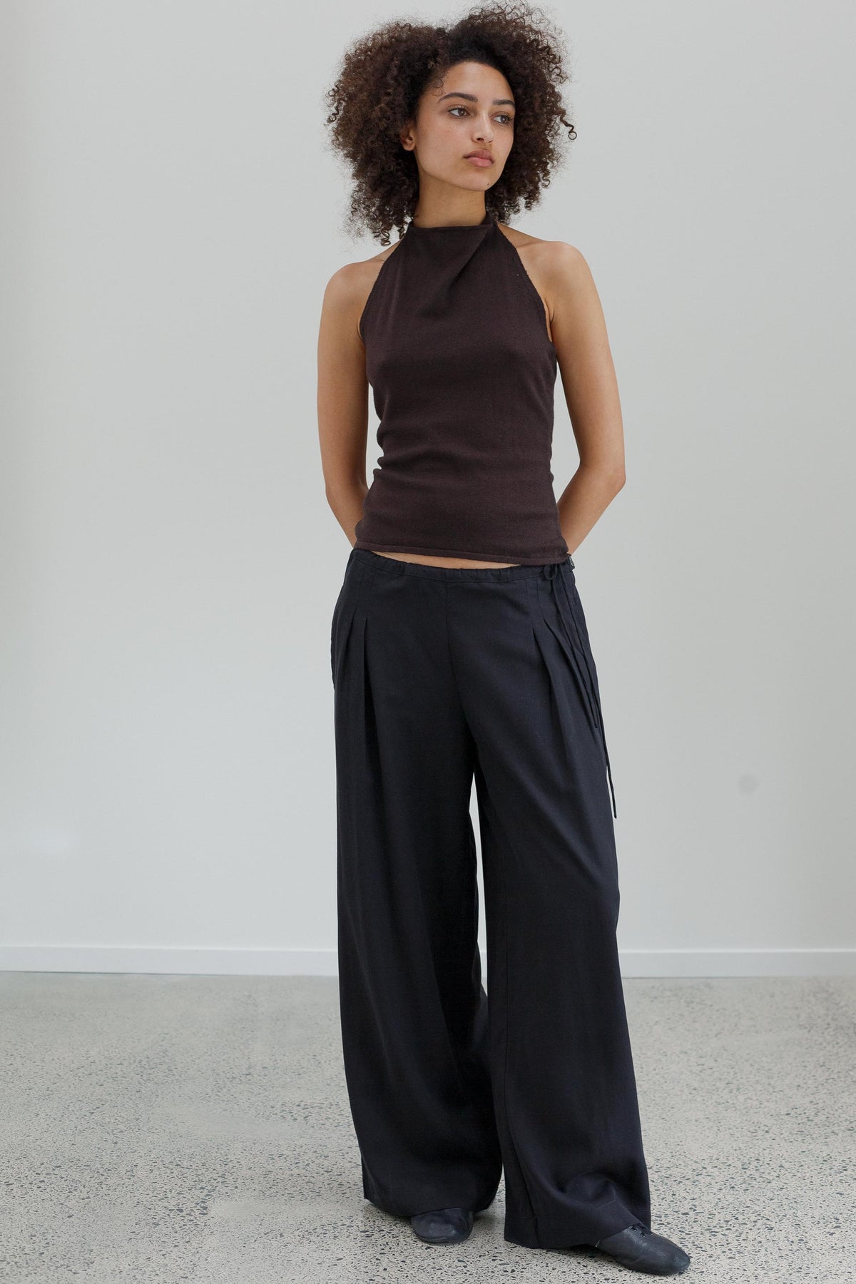 Yudi Tencel Pants - Noir