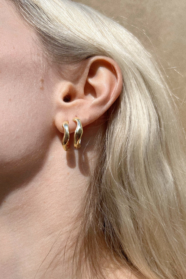 Mars Official Esta Earrings Gold Plated Sterling Silver