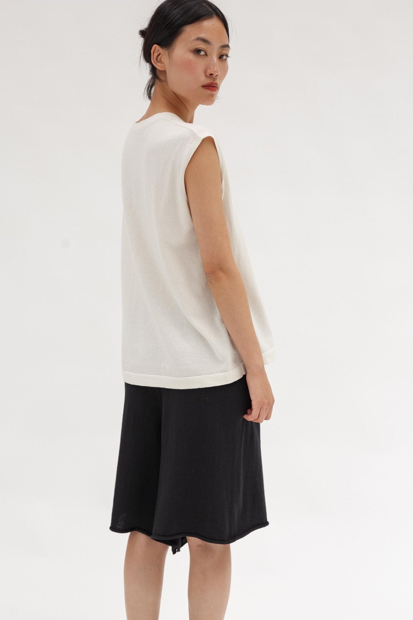Haru Cashmere Cotton Shorts - Wixii